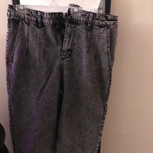 Bleach printed jeans